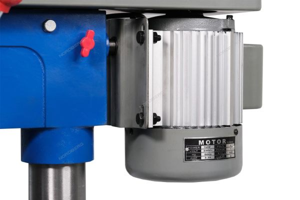 Станок сверлильный NORDBERG ND1660 (750 Вт, 16 мм, 16 скоростей, тиски)