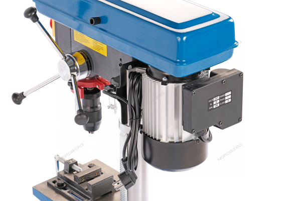 Станок сверлильный NORDBERG ND1651 (450 Вт, 16 мм, 12 скоростей, тиски)