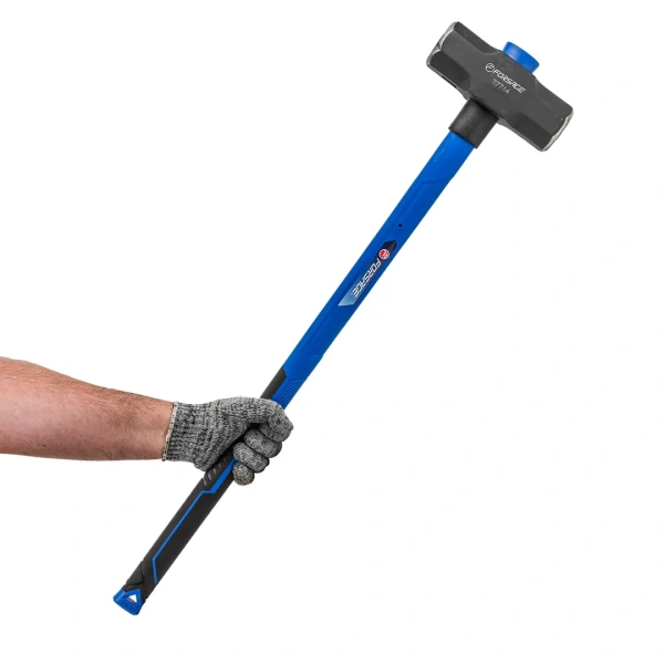 Кувалда с фиберглассовой ручкой и резиновой противоскользящей накладкой (6350г,L ручки-800мм)