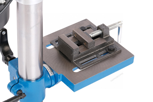Станок сверлильный NORDBERG ND1651 (450 Вт, 16 мм, 12 скоростей, тиски)