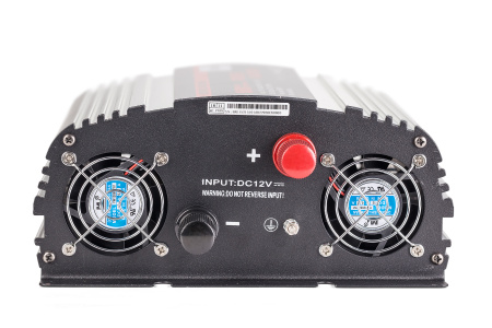 Автомобильный инвертор Geofox MD 1500W/12v- 2р