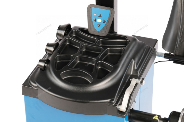 Станок балансировочный автоматический с дисплеем NORDBERG 4523PA