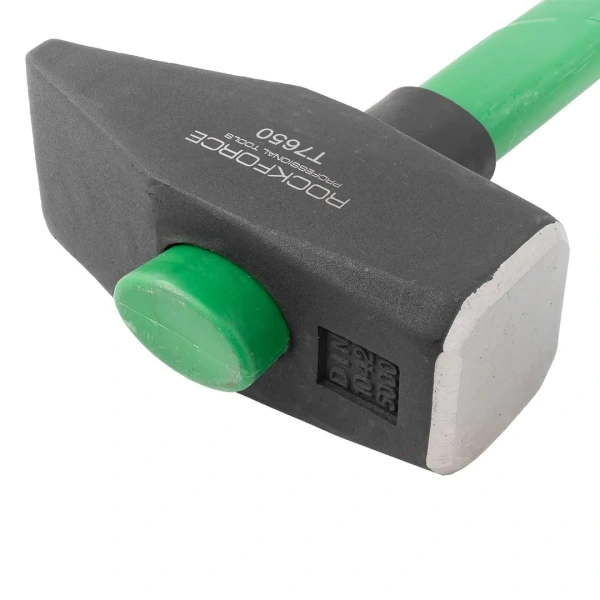 Молоток с фиберглассовой ручкой и резиновой противоскользящей накладкой (5000гр.,L ручки-800мм)