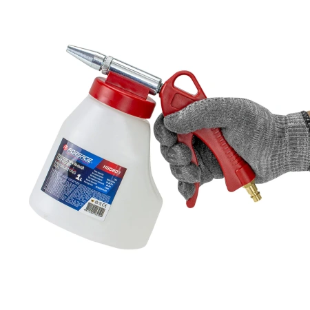 Пистолет пескоструйный с емкостью (бак 1л, расход воздуха 155,8л/мин, рабоч. давление 2,5-6 бар, сопло 5мм)