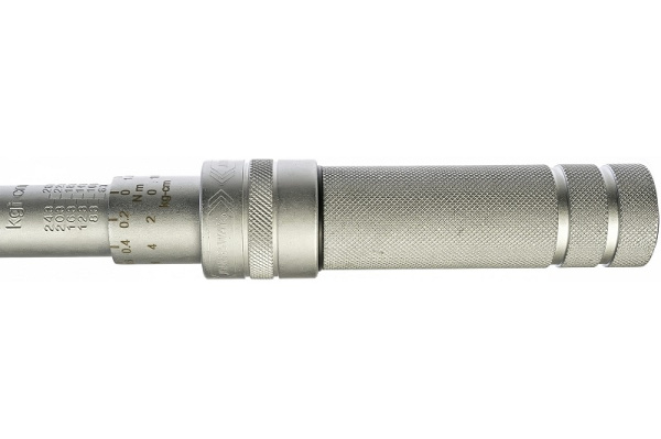 Динамометрический ключ JONNESWAY T04060A (3/8" DR, 5-25 Нм)