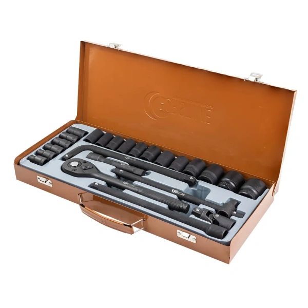 Набор инструментов 24пр. 1/2''(6гр.)(8-32мм)