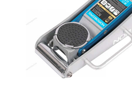 Домкрат подкатной алюминиевый в сумке 1,5 т NORDBERG N32015