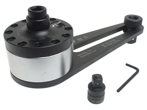 Мультипликатор для усиления крутящего момента JTC 7839  (1/2"F x 3/4"M, до 1500 Нм)