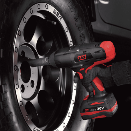 Гайковерт аккумуляторный ударный MIGHTY SEVEN DW-1840, 1/2", 1220 Нм, 18 В