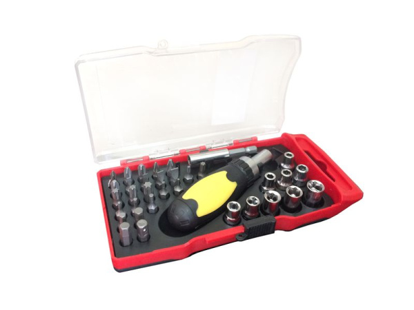 Отвертка реверс. с набором бит,головок и адаптеров 1/4''35пр(4,4.5,5,5.5,6,6.5,7,8,9мм.PH0,2,3.PZ1,2,3.SL3,4,5,6.T10,25,27,30,40.1.5,2,2.5,3,4,5.5,6)