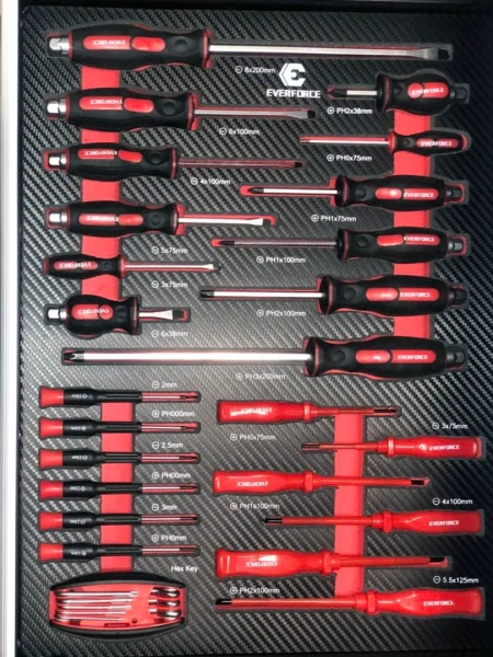 Тележка инструментальная 6-полочная с набором инструментов 154пр(черно-красная)и доп.секцией(780х740х470мм,полки:500х400х65мм-4шт, 500х400х160мм-1шт)