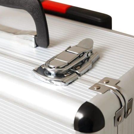 Набор инструментов 1050пр.