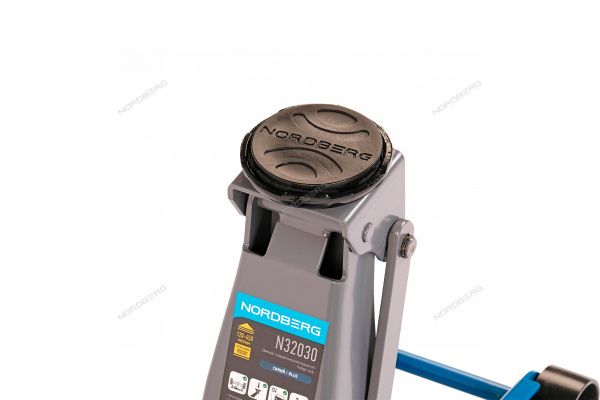 Домкрат подкатной 3 тонн 120-450 мм с резиновой насадкой NORDBERG N32030