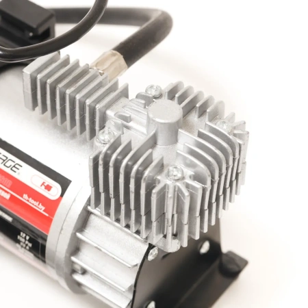 Компрессор поршневой автомобильный с витым шлангом F-95 ''FORSAGE''(45л/мин, 23А) 12V(питание на клеммы)