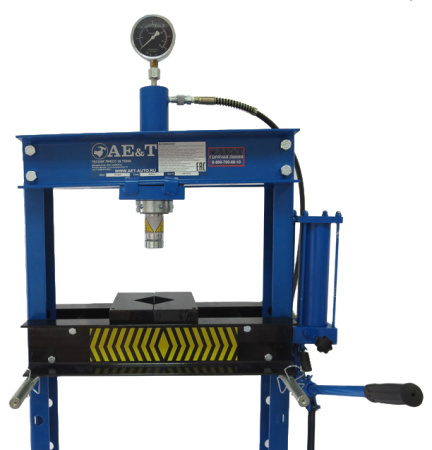 Пресс гидравлический AE&T Т61220F (20т) с ножным приводом