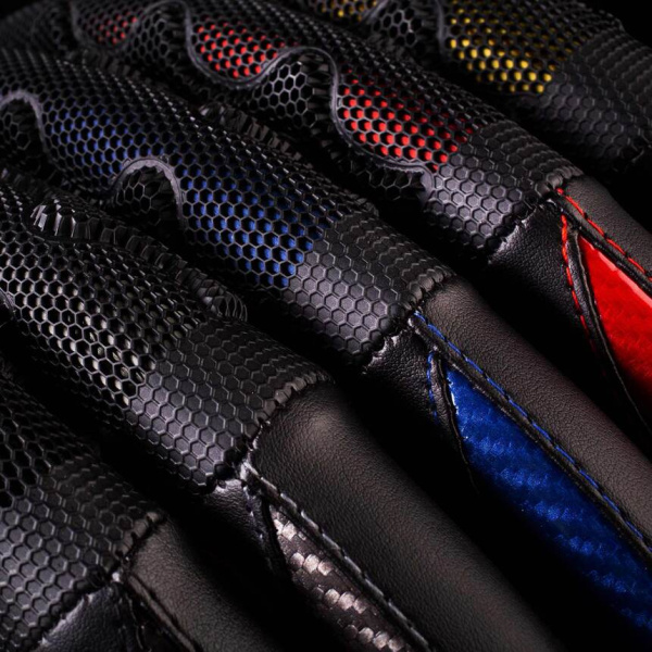 Оплётка руля Car Performance с объёмными вставками CP-2043 BK/YE (M)