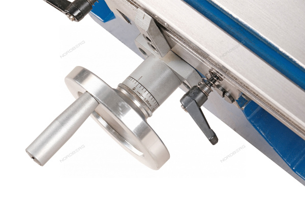 Сверлильно-фрезерный станок NORDBERG NDM2037