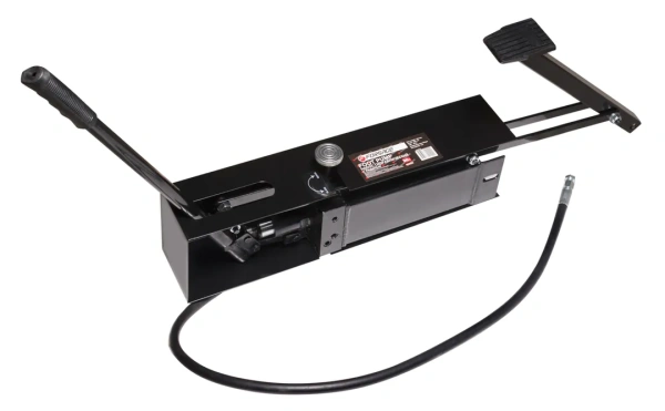 Станция гидравлическая с ножным и ручным приводом в защитном кожухе 20т (объем масла - 1.5л, давление - 630 bar )