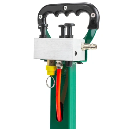 Домкрат подкатной пневматический 6т (h min-150мм,h max-400мм,Ø-300мм)