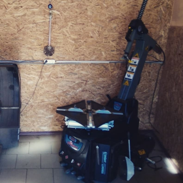 Шиномонтажный станок (автомат) Хорекс Авто LC889N